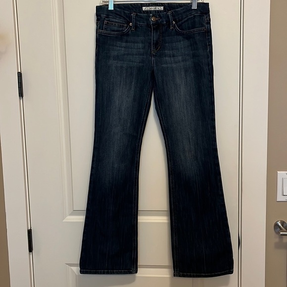 JOE’S Provocateur Style Mid Rise Boot cut Denim Jeans Women’s size 28 - Picture 1 of 9